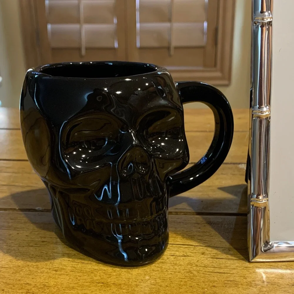 Vampira Silver Photo Frame w Black Skull Mug & cream Candle Halloween decor - Picture 3 of 16